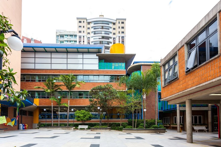 Escola Móbile — Educação, Moema