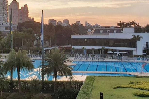Clube Monte Líbano — Clube, perto de Moema