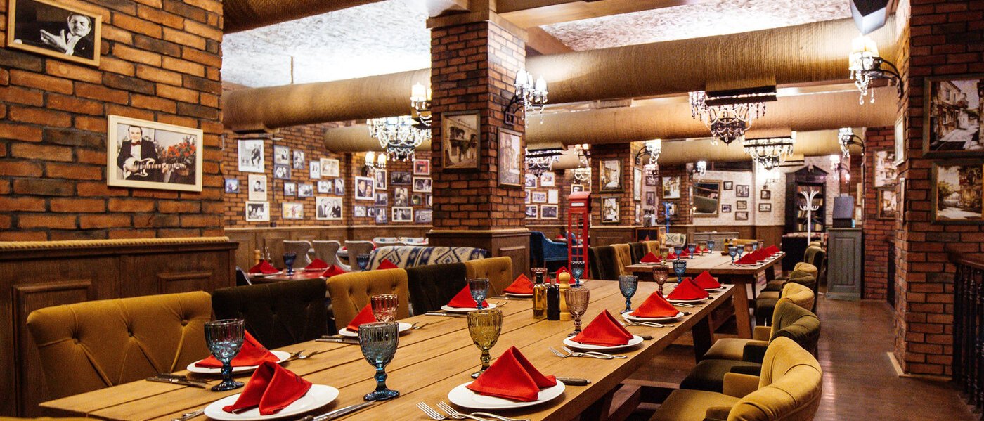 Salão de restaurante tradicional de bairro